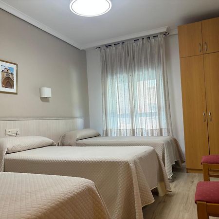 Hostal Atienzar Albacete Exteriör bild