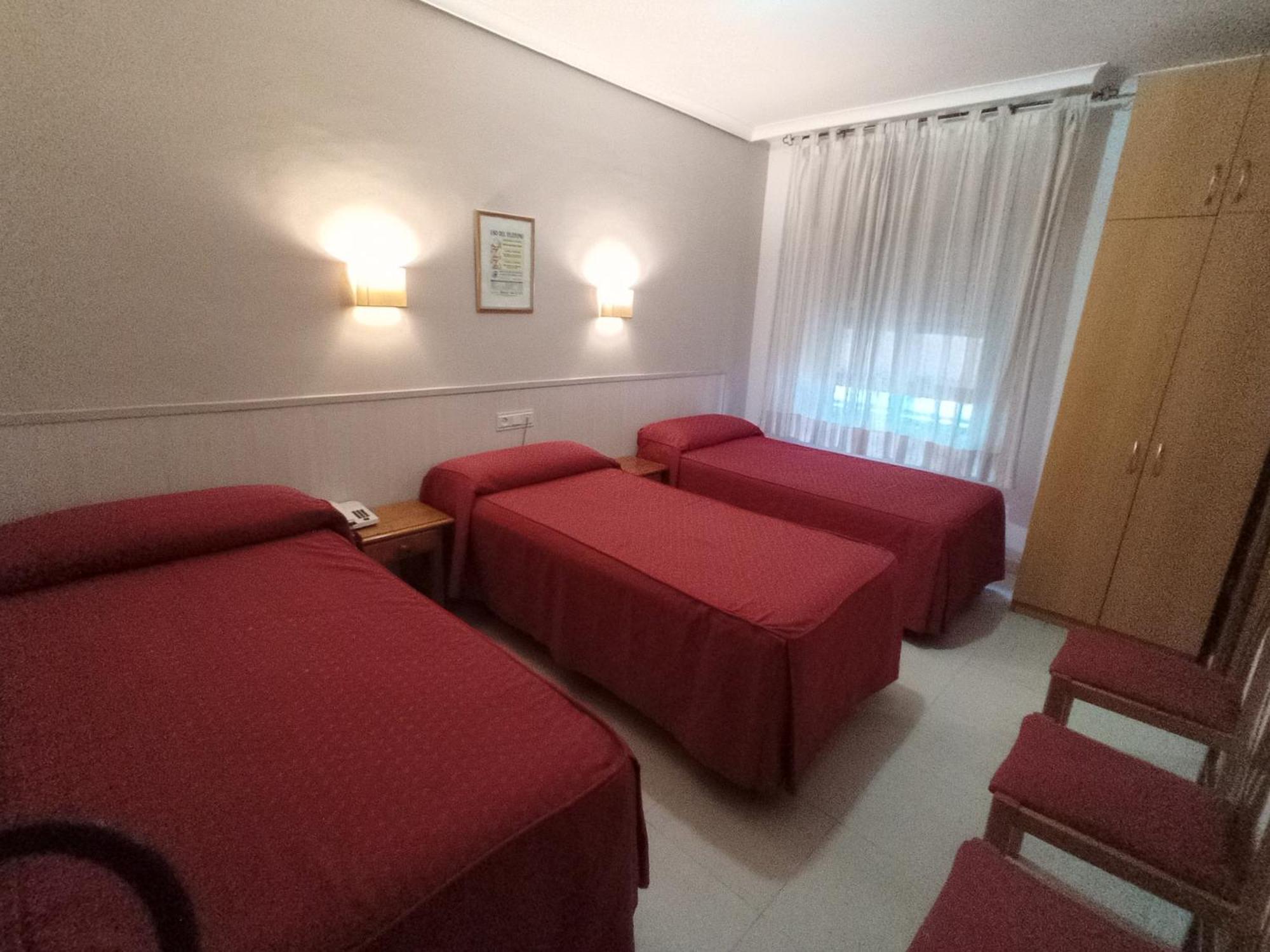Hostal Atienzar Albacete Exteriör bild